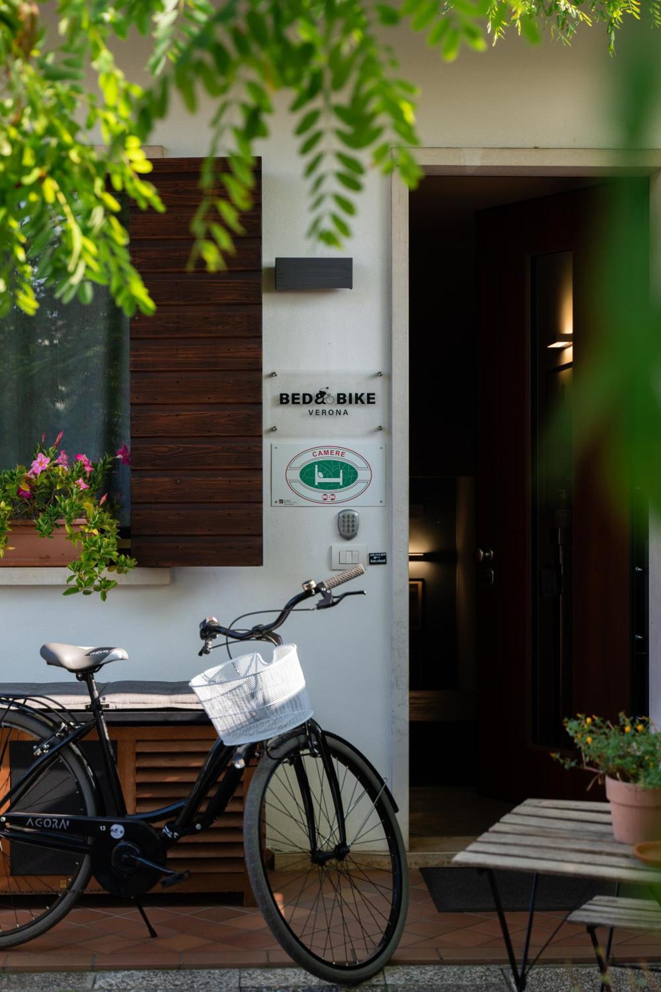 Bed And Bike Verona Kültér fotó
